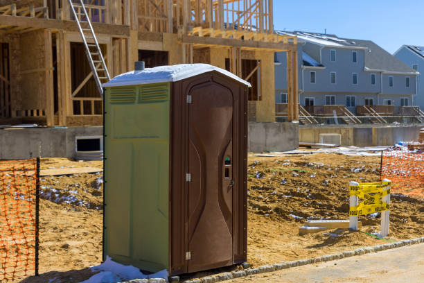 Best Construction site porta potty rental  in Four Corners, MD